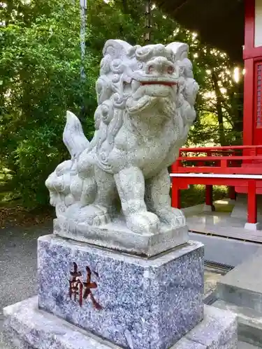 南大沢八幡神社の狛犬