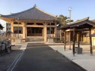 長全寺の本殿・本堂
