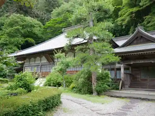 雲巌寺の本殿