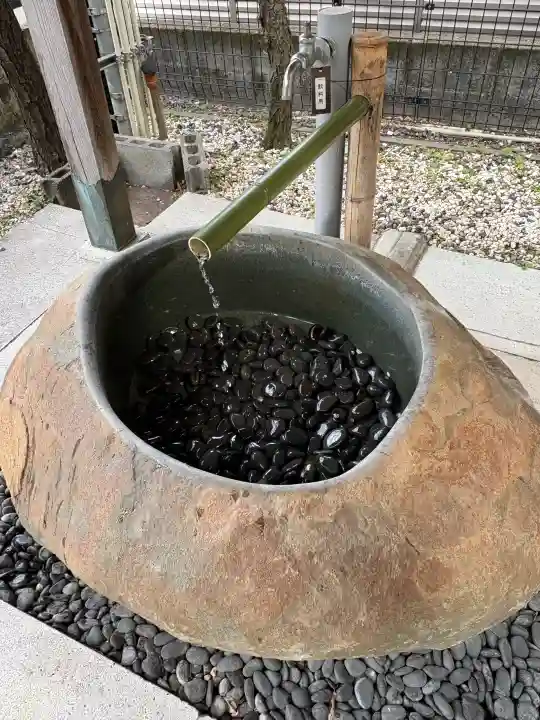 静岡天満宮の{uncategorized: "未分類", other: "その他", undefined: "問題あり", building: "その他建物", grave: "お墓", sacred_gate: "鳥居", guardian: "狛犬", statue: "像", buddha: "仏像", history: "歴史", nature: "自然", garden: "庭園", animal: "動物", pagoda: "塔", temizu: "手水舎", mountain_gate: "山門・神門", sanctuary: "本殿・本堂", subordinate: "末社・摂社", art: "芸術", scenery: "景色", jizo: "地蔵", ema: "絵馬", goshuin: "御朱印", omikuji: "おみくじ", items: "授与品その他", amulet: "お守り", goshuincho: "御朱印帳", eats: "食事", festival: "お祭り", votive_dance: "神楽", shichigosan: "七五三参", wedding: "結婚式", experience: "体験その他", initially: "初詣", around: "周辺", anti_infection: "感染症対策"}