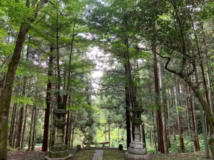 八乙女根尾神社のその他建物