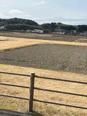 伊雜宮（皇大神宮別宮）の{uncategorized: "未分類", other: "その他", undefined: "問題あり", building: "その他建物", grave: "お墓", sacred_gate: "鳥居", guardian: "狛犬", statue: "像", buddha: "仏像", history: "歴史", nature: "自然", garden: "庭園", animal: "動物", pagoda: "塔", temizu: "手水舎", mountain_gate: "山門・神門", sanctuary: "本殿・本堂", subordinate: "末社・摂社", art: "芸術", scenery: "景色", jizo: "地蔵", ema: "絵馬", goshuin: "御朱印", omikuji: "おみくじ", items: "授与品その他", amulet: "お守り", goshuincho: "御朱印帳", eats: "食事", festival: "お祭り", votive_dance: "神楽", shichigosan: "七五三参", wedding: "結婚式", experience: "体験その他", initially: "初詣", around: "周辺", anti_infection: "感染症対策"}