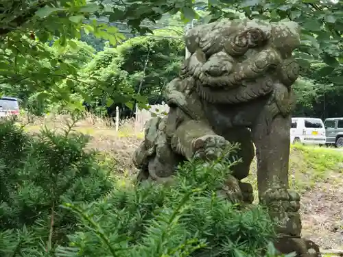 高司神社〜むすびの神の鎮まる社〜の狛犬