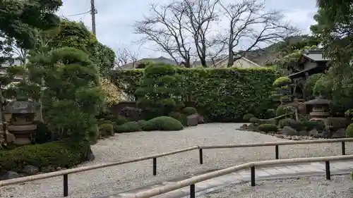 本蓮寺の庭園