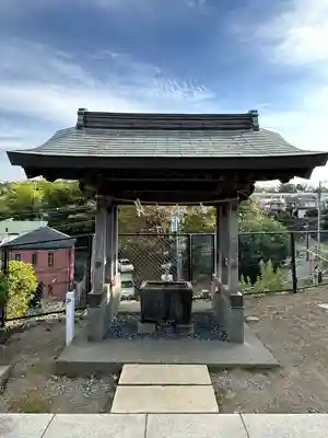 神明神社の手水舎