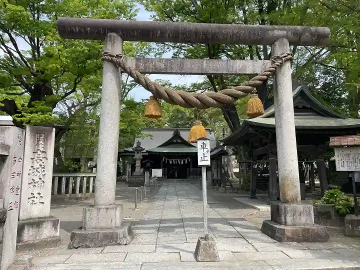 高城神社の{uncategorized: "未分類", other: "その他", undefined: "問題あり", building: "その他建物", grave: "お墓", sacred_gate: "鳥居", guardian: "狛犬", statue: "像", buddha: "仏像", history: "歴史", nature: "自然", garden: "庭園", animal: "動物", pagoda: "塔", temizu: "手水舎", mountain_gate: "山門・神門", sanctuary: "本殿・本堂", subordinate: "末社・摂社", art: "芸術", scenery: "景色", jizo: "地蔵", ema: "絵馬", goshuin: "御朱印", omikuji: "おみくじ", items: "授与品その他", amulet: "お守り", goshuincho: "御朱印帳", eats: "食事", festival: "お祭り", votive_dance: "神楽", shichigosan: "七五三参", wedding: "結婚式", experience: "体験その他", initially: "初詣", around: "周辺", anti_infection: "感染症対策"}