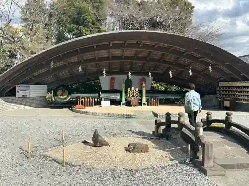 白鷺神社の{uncategorized: "未分類", other: "その他", undefined: "問題あり", building: "その他建物", grave: "お墓", sacred_gate: "鳥居", guardian: "狛犬", statue: "像", buddha: "仏像", history: "歴史", nature: "自然", garden: "庭園", animal: "動物", pagoda: "塔", temizu: "手水舎", mountain_gate: "山門・神門", sanctuary: "本殿・本堂", subordinate: "末社・摂社", art: "芸術", scenery: "景色", jizo: "地蔵", ema: "絵馬", goshuin: "御朱印", omikuji: "おみくじ", items: "授与品その他", amulet: "お守り", goshuincho: "御朱印帳", eats: "食事", festival: "お祭り", votive_dance: "神楽", shichigosan: "七五三参", wedding: "結婚式", experience: "体験その他", initially: "初詣", around: "周辺", anti_infection: "感染症対策"}