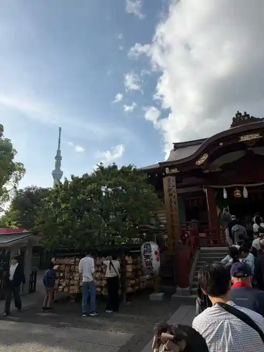 亀戸天神社の{uncategorized: "未分類", other: "その他", undefined: "問題あり", building: "その他建物", grave: "お墓", sacred_gate: "鳥居", guardian: "狛犬", statue: "像", buddha: "仏像", history: "歴史", nature: "自然", garden: "庭園", animal: "動物", pagoda: "塔", temizu: "手水舎", mountain_gate: "山門・神門", sanctuary: "本殿・本堂", subordinate: "末社・摂社", art: "芸術", scenery: "景色", jizo: "地蔵", ema: "絵馬", goshuin: "御朱印", omikuji: "おみくじ", items: "授与品その他", amulet: "お守り", goshuincho: "御朱印帳", eats: "食事", festival: "お祭り", votive_dance: "神楽", shichigosan: "七五三参", wedding: "結婚式", experience: "体験その他", initially: "初詣", around: "周辺", anti_infection: "感染症対策"}