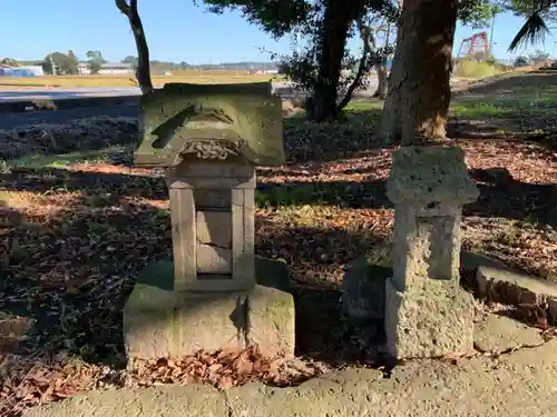 御鉾神社の末社