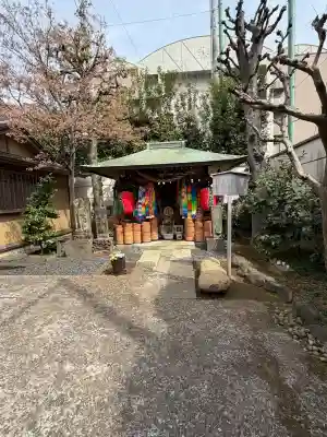 大円寺の{uncategorized: "未分類", other: "その他", undefined: "問題あり", building: "その他建物", grave: "お墓", sacred_gate: "鳥居", guardian: "狛犬", statue: "像", buddha: "仏像", history: "歴史", nature: "自然", garden: "庭園", animal: "動物", pagoda: "塔", temizu: "手水舎", mountain_gate: "山門・神門", sanctuary: "本殿・本堂", subordinate: "末社・摂社", art: "芸術", scenery: "景色", jizo: "地蔵", ema: "絵馬", goshuin: "御朱印", omikuji: "おみくじ", items: "授与品その他", amulet: "お守り", goshuincho: "御朱印帳", eats: "食事", festival: "お祭り", votive_dance: "神楽", shichigosan: "七五三参", wedding: "結婚式", experience: "体験その他", initially: "初詣", around: "周辺", anti_infection: "感染症対策"}