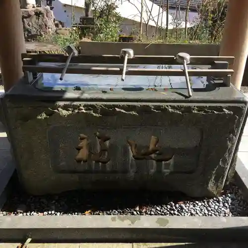 落立神社の手水舎