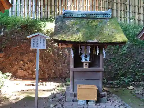 宇治上神社の末社・摂社