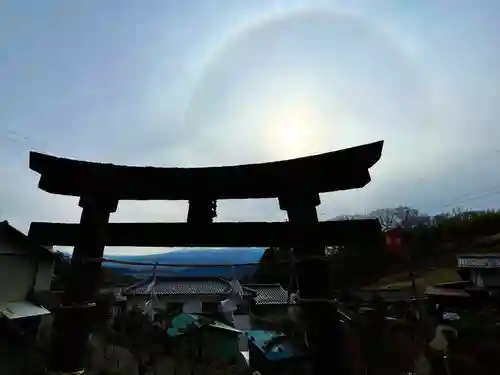 菱野健功神社の鳥居