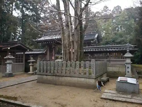 屯倉神社の本殿・本堂