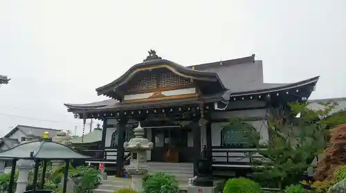 徳性寺の本殿・本堂