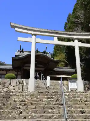 夫婦木神社の{uncategorized: "未分類", other: "その他", undefined: "問題あり", building: "その他建物", grave: "お墓", sacred_gate: "鳥居", guardian: "狛犬", statue: "像", buddha: "仏像", history: "歴史", nature: "自然", garden: "庭園", animal: "動物", pagoda: "塔", temizu: "手水舎", mountain_gate: "山門・神門", sanctuary: "本殿・本堂", subordinate: "末社・摂社", art: "芸術", scenery: "景色", jizo: "地蔵", ema: "絵馬", goshuin: "御朱印", omikuji: "おみくじ", items: "授与品その他", amulet: "お守り", goshuincho: "御朱印帳", eats: "食事", festival: "お祭り", votive_dance: "神楽", shichigosan: "七五三参", wedding: "結婚式", experience: "体験その他", initially: "初詣", around: "周辺", anti_infection: "感染症対策"}