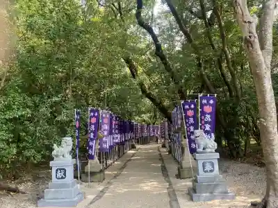 花窟神社の{uncategorized: "未分類", other: "その他", undefined: "問題あり", building: "その他建物", grave: "お墓", sacred_gate: "鳥居", guardian: "狛犬", statue: "像", buddha: "仏像", history: "歴史", nature: "自然", garden: "庭園", animal: "動物", pagoda: "塔", temizu: "手水舎", mountain_gate: "山門・神門", sanctuary: "本殿・本堂", subordinate: "末社・摂社", art: "芸術", scenery: "景色", jizo: "地蔵", ema: "絵馬", goshuin: "御朱印", omikuji: "おみくじ", items: "授与品その他", amulet: "お守り", goshuincho: "御朱印帳", eats: "食事", festival: "お祭り", votive_dance: "神楽", shichigosan: "七五三参", wedding: "結婚式", experience: "体験その他", initially: "初詣", around: "周辺", anti_infection: "感染症対策"}