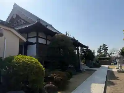 薬王寺の{uncategorized: "未分類", other: "その他", undefined: "問題あり", building: "その他建物", grave: "お墓", sacred_gate: "鳥居", guardian: "狛犬", statue: "像", buddha: "仏像", history: "歴史", nature: "自然", garden: "庭園", animal: "動物", pagoda: "塔", temizu: "手水舎", mountain_gate: "山門・神門", sanctuary: "本殿・本堂", subordinate: "末社・摂社", art: "芸術", scenery: "景色", jizo: "地蔵", ema: "絵馬", goshuin: "御朱印", omikuji: "おみくじ", items: "授与品その他", amulet: "お守り", goshuincho: "御朱印帳", eats: "食事", festival: "お祭り", votive_dance: "神楽", shichigosan: "七五三参", wedding: "結婚式", experience: "体験その他", initially: "初詣", around: "周辺", anti_infection: "感染症対策"}