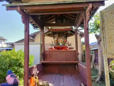 六地蔵尊の本殿・本堂