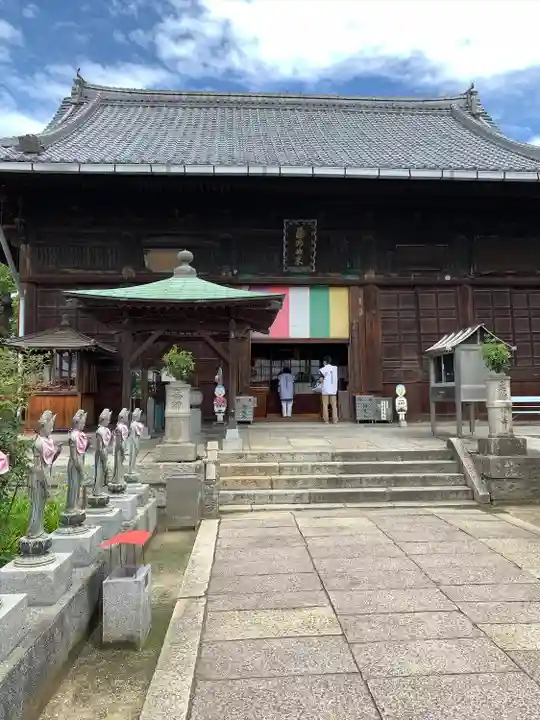 道隆寺の本殿・本堂