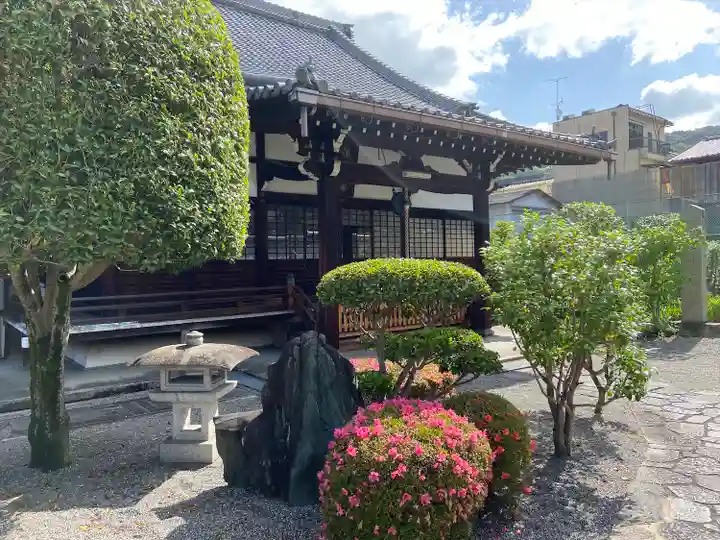 日體寺の本殿・本堂