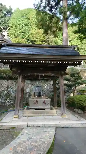 若宮神社の手水舎