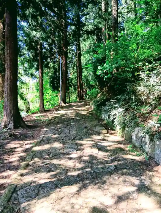 成島八幡神社(山形県)