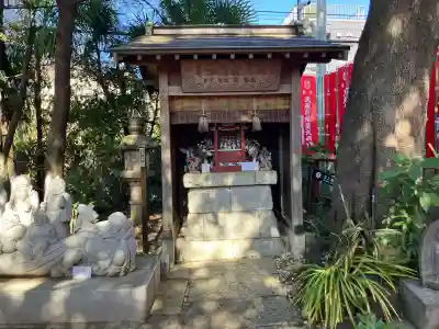 武蔵野稲荷神社の{uncategorized: "未分類", other: "その他", undefined: "問題あり", building: "その他建物", grave: "お墓", sacred_gate: "鳥居", guardian: "狛犬", statue: "像", buddha: "仏像", history: "歴史", nature: "自然", garden: "庭園", animal: "動物", pagoda: "塔", temizu: "手水舎", mountain_gate: "山門・神門", sanctuary: "本殿・本堂", subordinate: "末社・摂社", art: "芸術", scenery: "景色", jizo: "地蔵", ema: "絵馬", goshuin: "御朱印", omikuji: "おみくじ", items: "授与品その他", amulet: "お守り", goshuincho: "御朱印帳", eats: "食事", festival: "お祭り", votive_dance: "神楽", shichigosan: "七五三参", wedding: "結婚式", experience: "体験その他", initially: "初詣", around: "周辺", anti_infection: "感染症対策"}