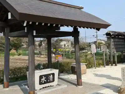 神明社（七島神明社）の{uncategorized: "未分類", other: "その他", undefined: "問題あり", building: "その他建物", grave: "お墓", sacred_gate: "鳥居", guardian: "狛犬", statue: "像", buddha: "仏像", history: "歴史", nature: "自然", garden: "庭園", animal: "動物", pagoda: "塔", temizu: "手水舎", mountain_gate: "山門・神門", sanctuary: "本殿・本堂", subordinate: "末社・摂社", art: "芸術", scenery: "景色", jizo: "地蔵", ema: "絵馬", goshuin: "御朱印", omikuji: "おみくじ", items: "授与品その他", amulet: "お守り", goshuincho: "御朱印帳", eats: "食事", festival: "お祭り", votive_dance: "神楽", shichigosan: "七五三参", wedding: "結婚式", experience: "体験その他", initially: "初詣", around: "周辺", anti_infection: "感染症対策"}