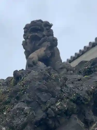 鶴見神社の狛犬