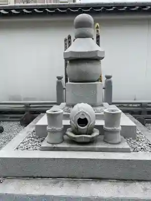 源長寺の{uncategorized: "未分類", other: "その他", undefined: "問題あり", building: "その他建物", grave: "お墓", sacred_gate: "鳥居", guardian: "狛犬", statue: "像", buddha: "仏像", history: "歴史", nature: "自然", garden: "庭園", animal: "動物", pagoda: "塔", temizu: "手水舎", mountain_gate: "山門・神門", sanctuary: "本殿・本堂", subordinate: "末社・摂社", art: "芸術", scenery: "景色", jizo: "地蔵", ema: "絵馬", goshuin: "御朱印", omikuji: "おみくじ", items: "授与品その他", amulet: "お守り", goshuincho: "御朱印帳", eats: "食事", festival: "お祭り", votive_dance: "神楽", shichigosan: "七五三参", wedding: "結婚式", experience: "体験その他", initially: "初詣", around: "周辺", anti_infection: "感染症対策"}