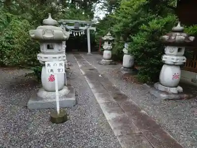 三軒地稲荷神社のその他建物