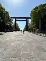 靖國神社の{uncategorized: "未分類", other: "その他", undefined: "問題あり", building: "その他建物", grave: "お墓", sacred_gate: "鳥居", guardian: "狛犬", statue: "像", buddha: "仏像", history: "歴史", nature: "自然", garden: "庭園", animal: "動物", pagoda: "塔", temizu: "手水舎", mountain_gate: "山門・神門", sanctuary: "本殿・本堂", subordinate: "末社・摂社", art: "芸術", scenery: "景色", jizo: "地蔵", ema: "絵馬", goshuin: "御朱印", omikuji: "おみくじ", items: "授与品その他", amulet: "お守り", goshuincho: "御朱印帳", eats: "食事", festival: "お祭り", votive_dance: "神楽", shichigosan: "七五三参", wedding: "結婚式", experience: "体験その他", initially: "初詣", around: "周辺", anti_infection: "感染症対策"}