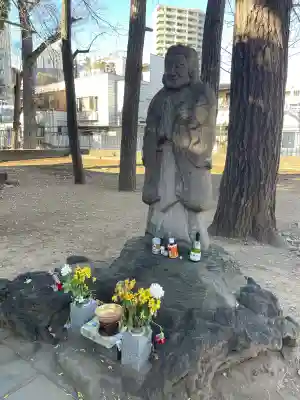 鬼子母神堂　(法明寺）の{uncategorized: "未分類", other: "その他", undefined: "問題あり", building: "その他建物", grave: "お墓", sacred_gate: "鳥居", guardian: "狛犬", statue: "像", buddha: "仏像", history: "歴史", nature: "自然", garden: "庭園", animal: "動物", pagoda: "塔", temizu: "手水舎", mountain_gate: "山門・神門", sanctuary: "本殿・本堂", subordinate: "末社・摂社", art: "芸術", scenery: "景色", jizo: "地蔵", ema: "絵馬", goshuin: "御朱印", omikuji: "おみくじ", items: "授与品その他", amulet: "お守り", goshuincho: "御朱印帳", eats: "食事", festival: "お祭り", votive_dance: "神楽", shichigosan: "七五三参", wedding: "結婚式", experience: "体験その他", initially: "初詣", around: "周辺", anti_infection: "感染症対策"}