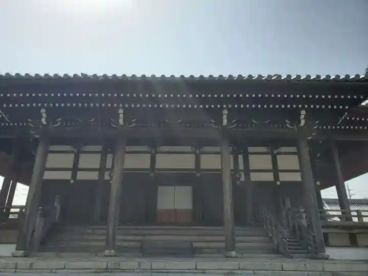 本願寺八幡別院の本殿・本堂