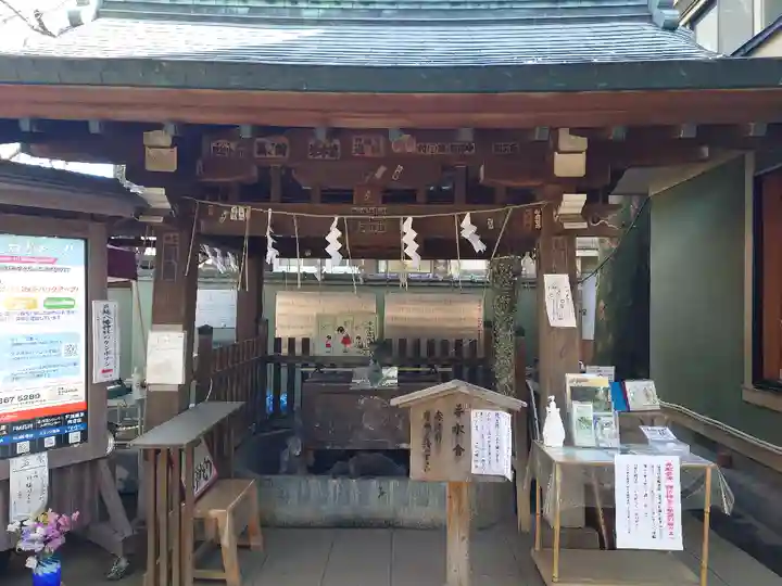 戸越八幡神社の手水舎