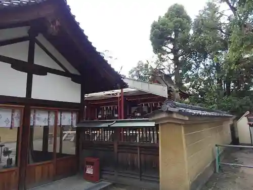 率川神社（大神神社摂社）の本殿