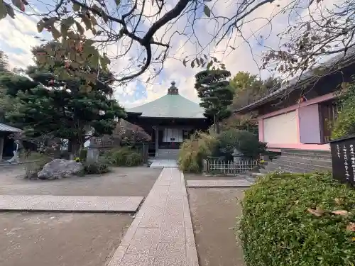 極楽寺（霊鷲山感應院極楽律寺）の本殿・本堂