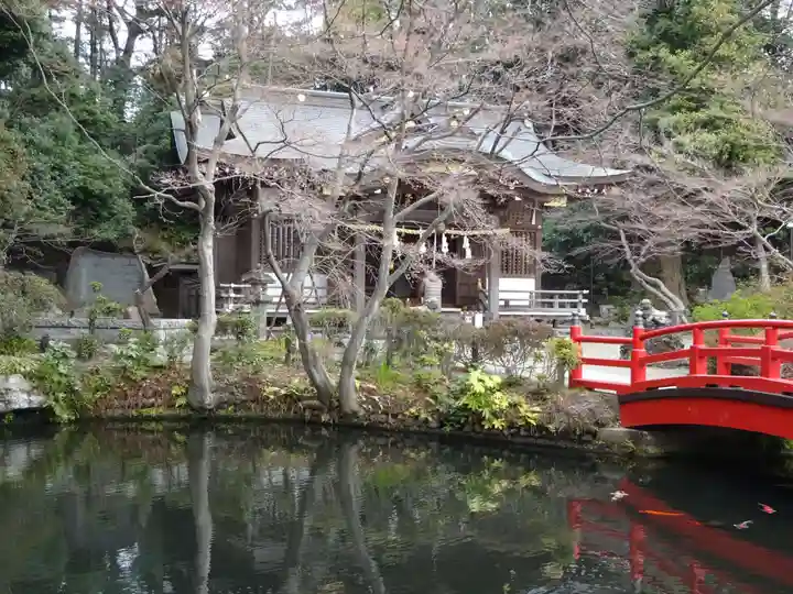 貫井神社の庭園