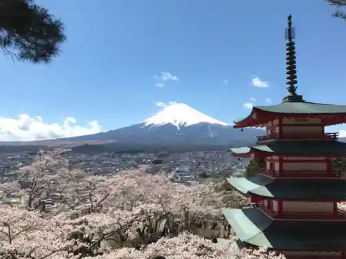 新倉富士浅間神社の景色