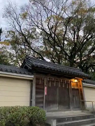 松原八幡神社の山門・神門
