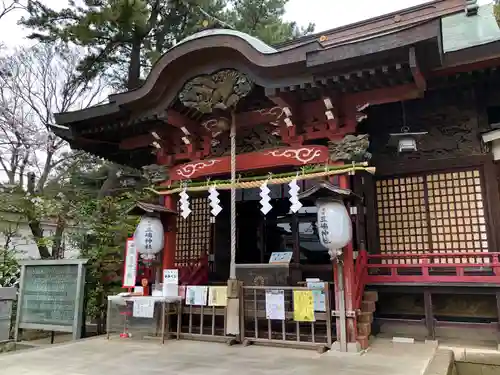 平塚三嶋神社の本殿・本堂