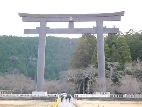 大斎原（熊野本宮大社旧社地）の鳥居