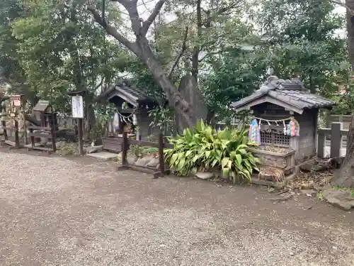 矢向日枝神社の{uncategorized: "未分類", other: "その他", undefined: "問題あり", building: "その他建物", grave: "お墓", sacred_gate: "鳥居", guardian: "狛犬", statue: "像", buddha: "仏像", history: "歴史", nature: "自然", garden: "庭園", animal: "動物", pagoda: "塔", temizu: "手水舎", mountain_gate: "山門・神門", sanctuary: "本殿・本堂", subordinate: "末社・摂社", art: "芸術", scenery: "景色", jizo: "地蔵", ema: "絵馬", goshuin: "御朱印", omikuji: "おみくじ", items: "授与品その他", amulet: "お守り", goshuincho: "御朱印帳", eats: "食事", festival: "お祭り", votive_dance: "神楽", shichigosan: "七五三参", wedding: "結婚式", experience: "体験その他", initially: "初詣", around: "周辺", anti_infection: "感染症対策"}