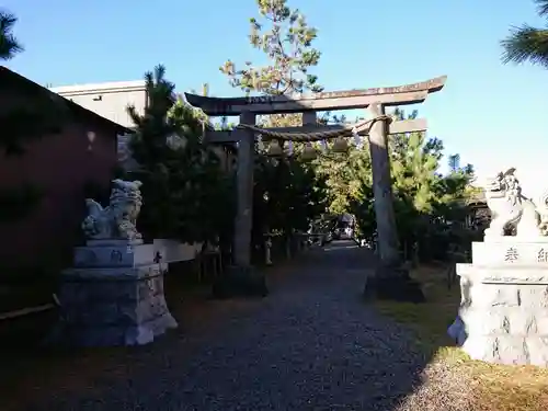 鶴嶺八幡宮の鳥居