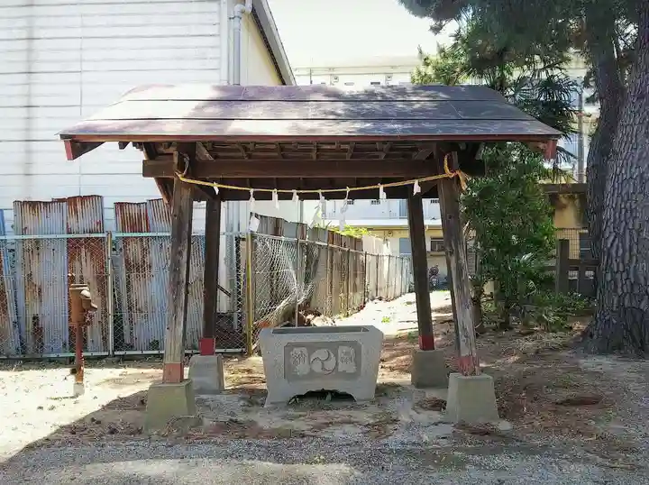 下南畑氷川神社の手水舎