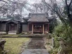 頼政神社の本殿