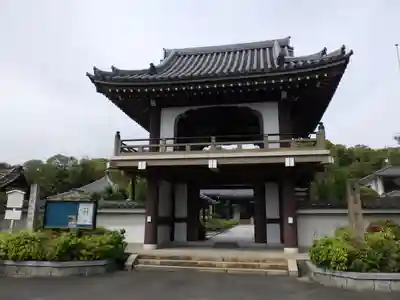 長寿寺の山門・神門