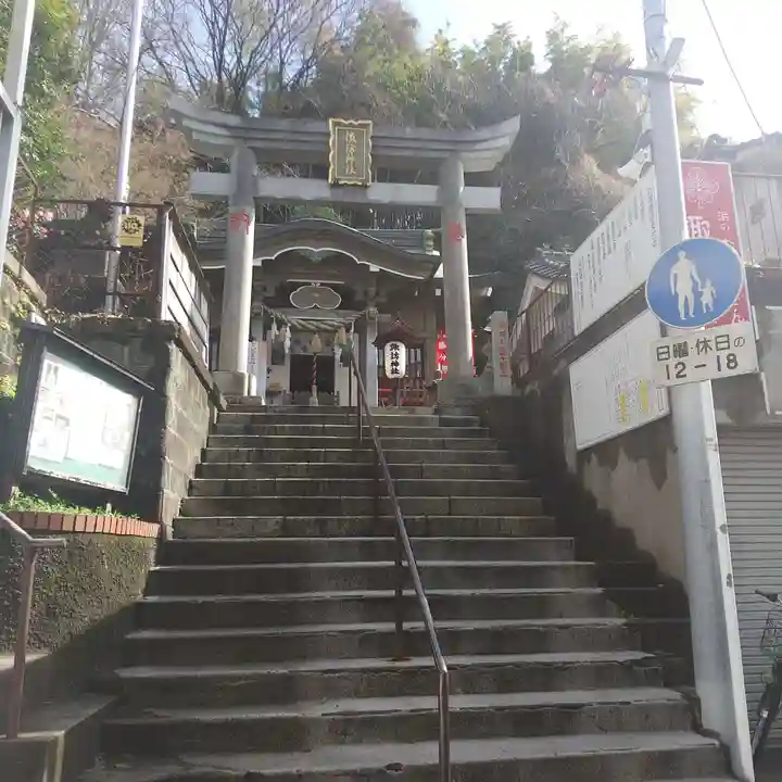 石川町諏訪神社(神奈川県)