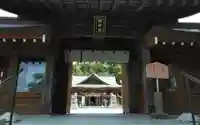 岡田神社の山門・神門